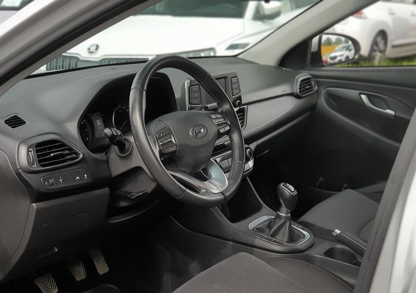 Hyundai I30 cena 38800 przebieg: 169980, rok produkcji 2017 z Swarzędz małe 326